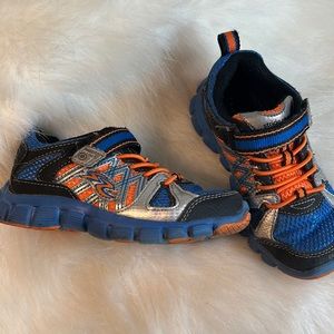 Stride Shoes-Size 10.5